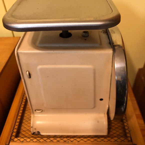Kitchen Weight Scale - Picture 2 of 6